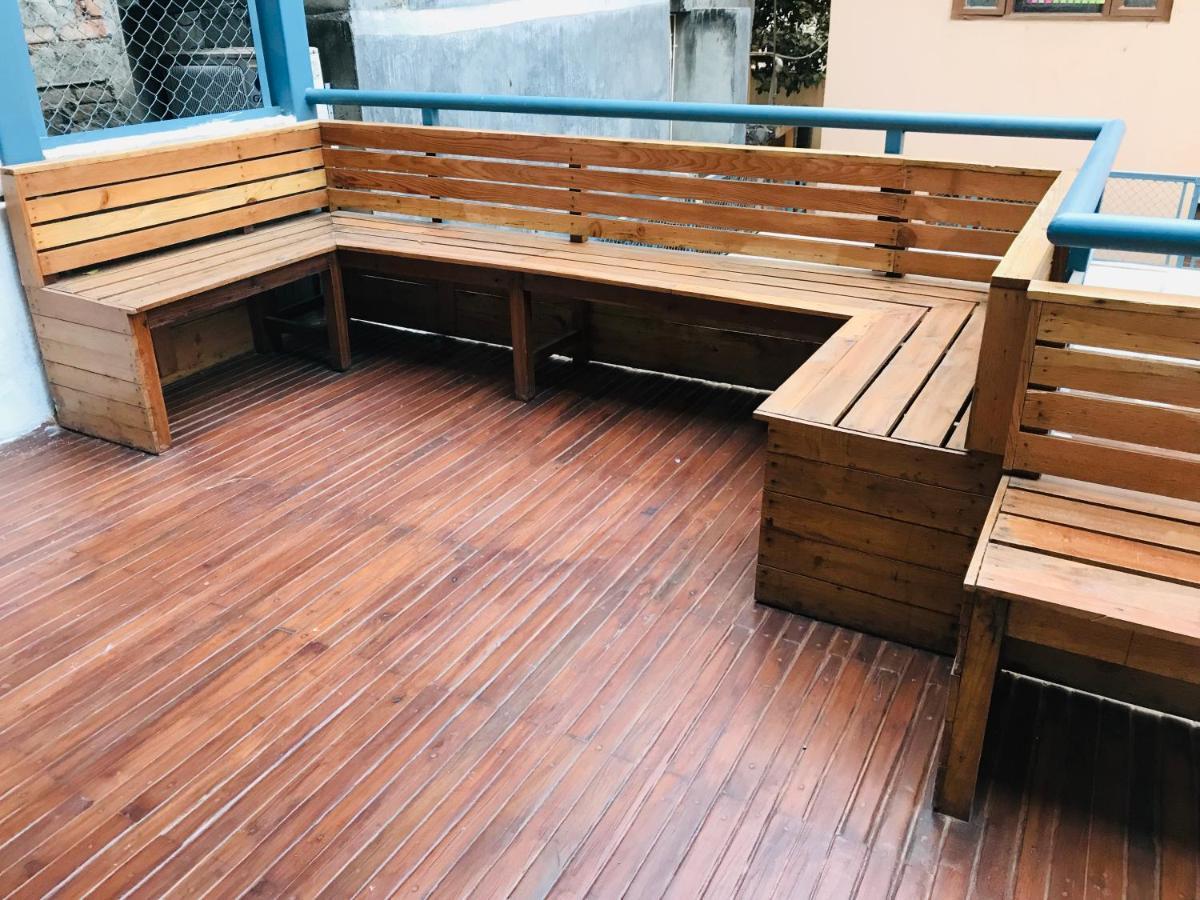Alobar1000 Hostel Катманду Экстерьер фото